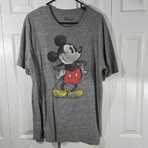 Disney Gray and Red Mickey Mouse Men's Tee